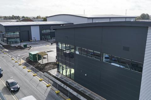 Warehouse to rent, Limberline Rd Portsmouth PO3 5JF