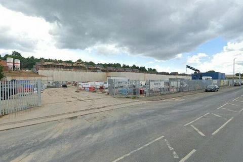 Land to rent, Halton Rd Runcorn WA7 5QS