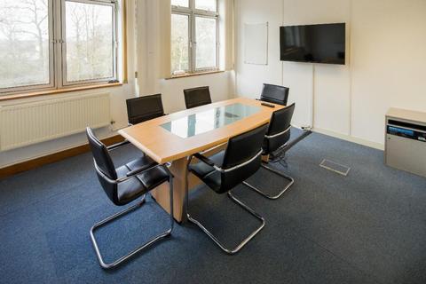 Office to rent, Hooton Rd Ellesmere Port CH66 7NZ