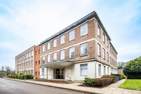 Office to rent - Hooton Rd Ellesmere Port CH66 7NZ
