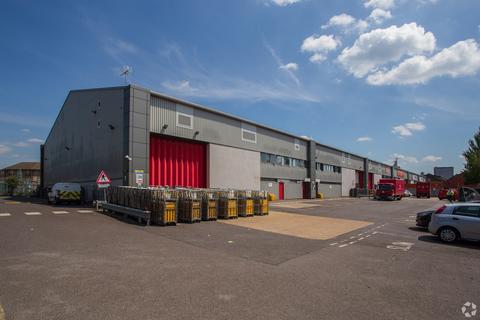 Warehouse to rent, Factory Ln Croydon CR0 3RL