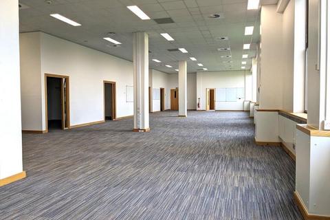 Mixed use to rent, Surrey University Campus Guildford GU2 7XJ