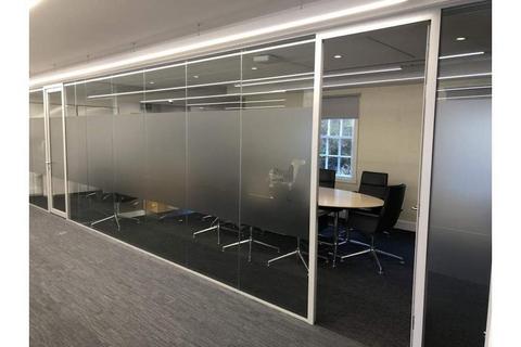 Office to rent, Park St Guildford GU1 4XB