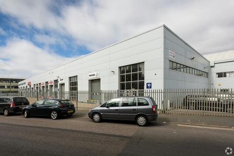 Industrial unit to rent, Chartwell Rd Lancing BN15 8FB
