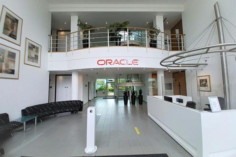 Office to rent, 530 Oracle Pky Reading RG6 1RA