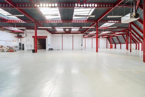 Warehouse to rent, Alliance Rd London W3 0RA