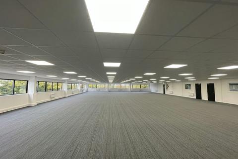Factory to rent, 1 Warpsgrove Ln Chalgrove OX44 7XZ