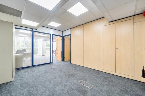 Office for sale, 23-25 Bridge St Pinner HA5 3HR