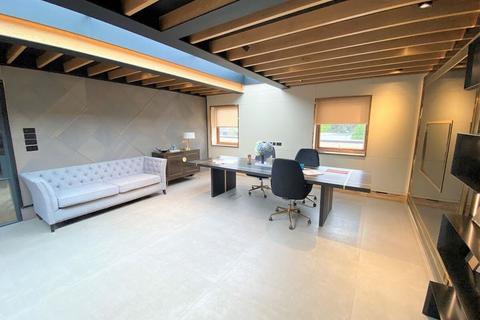 Industrial unit to rent, Boston Business Park London W7 2QA