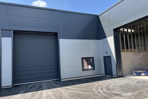Industrial unit to rent, 8 Drummond Rd Stafford ST16 3EU