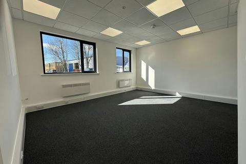 Warehouse to rent, Saddleback Rd Northampton NN5 5HL