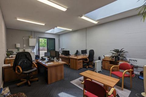 Office to rent, Station Rd Guildford GU5 0AZ