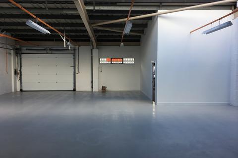 Warehouse to rent, Stacey Bushes Milton Keynes MK12 6HP