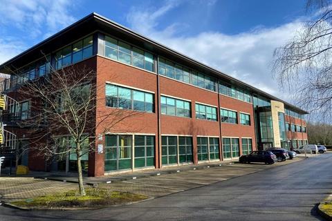 Office to rent, Grange Dr Southampton SO30 2AF