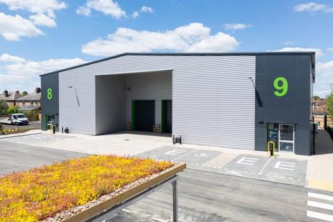 Warehouse to rent, Red Lion Rd Surbiton KT6 7LQ