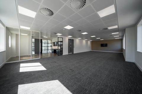 Office to rent, Fleming Way Crawley RH10 9GT