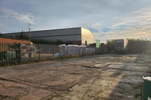 Industrial development to rent, Unit 15 Turner Cres Newcastle Under Lyme ST5 7JZ