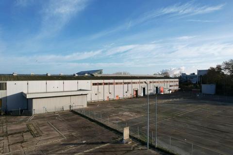 Distribution warehouse to rent, Olding Rd Bury St Edmunds IP33 3YE