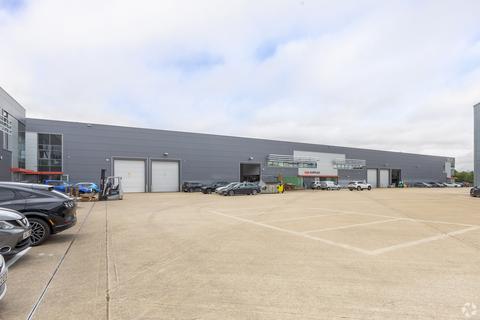 Warehouse to rent, Foxhunter Dr Milton Keynes MK14 6GE