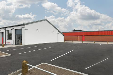 Industrial development to rent, 289 Aberdeen Av Slough SL1 4HG