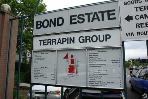 Office to rent, 1-3 Bond Ave Milton Keynes MK1 1SW