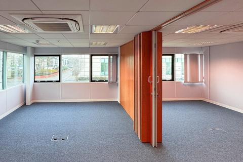 Office to rent, 1-3 Bond Ave Milton Keynes MK1 1SW