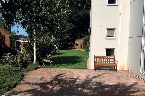 Office to rent, Ingworth Rd Poole BH12 1JY