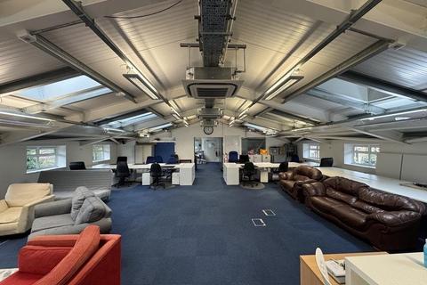 Office to rent, 4A Ridley Av London W13 9XW