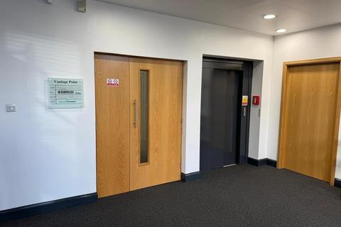 Office to rent, 24 St Johns Rd Edinburgh EH12 6NZ