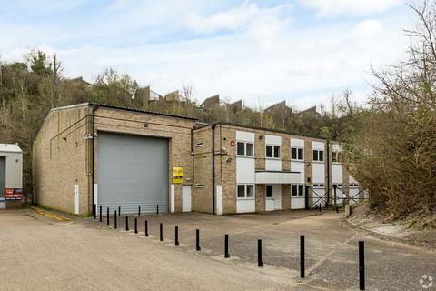 Warehouse to rent, Unit B4 Ullswater Cres Coulsdon CR5 2HT