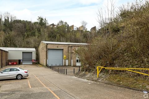 Warehouse to rent, Unit B4 Ullswater Cres Coulsdon CR5 2HT
