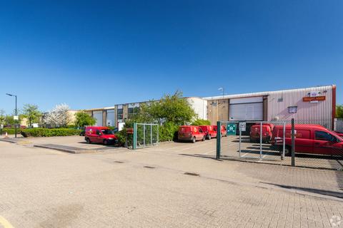 Industrial development to rent, 20 Plover Clos Newport Pagnell MK16 9PS