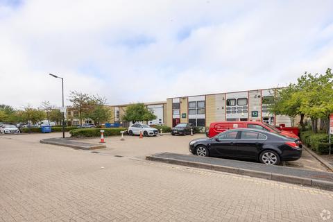 Industrial development to rent, 20 Plover Clos Newport Pagnell MK16 9PS