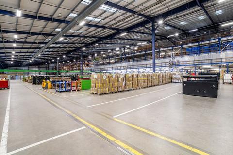 Distribution warehouse to rent, Barlby Rd Selby YO8 5BL