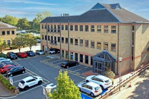 Office to rent, The Causeway Staines TW18 3BA
