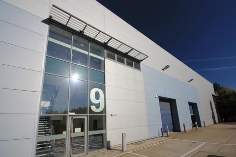 Warehouse to rent, Chippenham Dr Milton Keynes MK10 0AE
