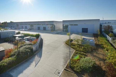 Warehouse to rent, Chippenham Dr Milton Keynes MK10 0AE