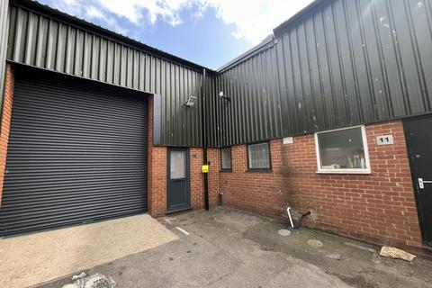 Warehouse to rent, 35 Willis Way Poole BH15 3SZ