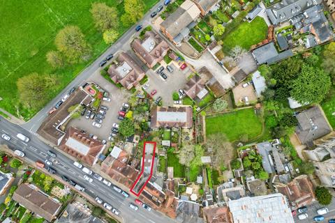 Office for sale, 26 Windsor St Chertsey KT16 8AS
