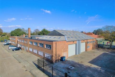 Warehouse to rent, 134-136 Clock Tower Rd Isleworth TW7 6DT