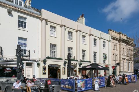 Office to rent, 1 Vaughan Para Torquay TQ2 5EG