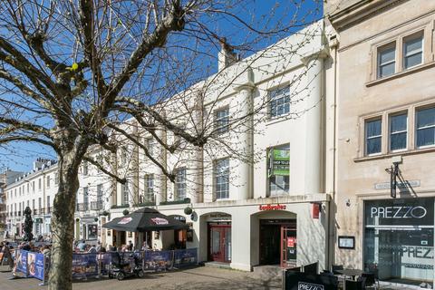 Office to rent, 1 Vaughan Para Torquay TQ2 5EG
