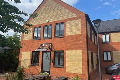 Property to rent, 3-7 Canon Harnett Ct Milton Keynes MK12 5NF