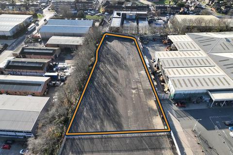 Land to rent, Dallow Road Luton LU1 1HL