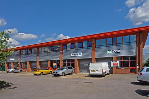 Distribution warehouse to rent, Howard Way Newport Pagnell MK16 9QS