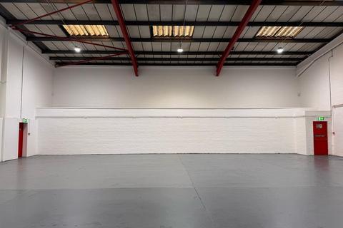 Warehouse to rent, Hythe Rd London NW10 6RJ