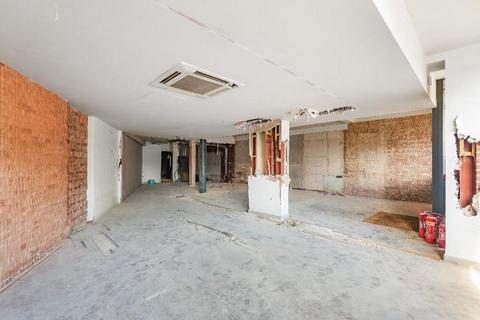 Retail property (high street) to rent, 29-31 Bridge St Pinner HA5 3HR