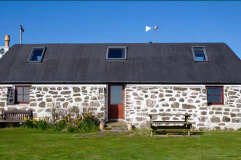 Mixed use for sale, 3 Kilmoluaig Isle Of Tiree PA77 6XB