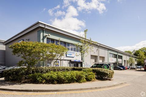 Warehouse to rent, Cowley Mill Rd Uxbridge UB8 2GG