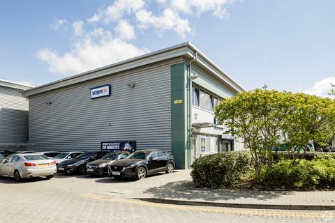Warehouse to rent, Cowley Mill Rd Uxbridge UB8 2GG